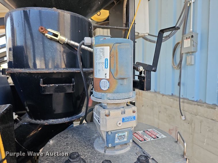 image for item DQ0114 USC LP2000  seed treater