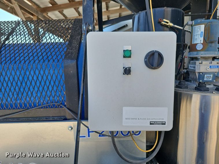 image for item DQ0114 USC LP2000  seed treater