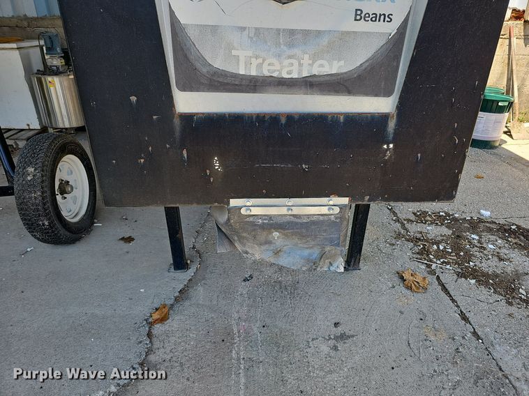 image for item DQ0114 USC LP2000  seed treater