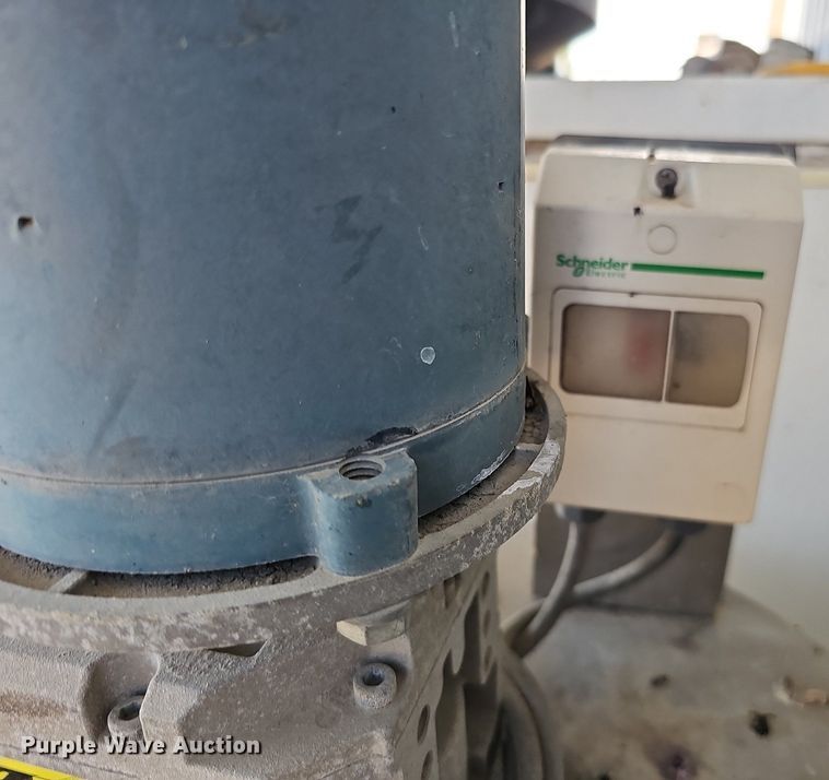 image for item DQ0114 USC LP2000  seed treater