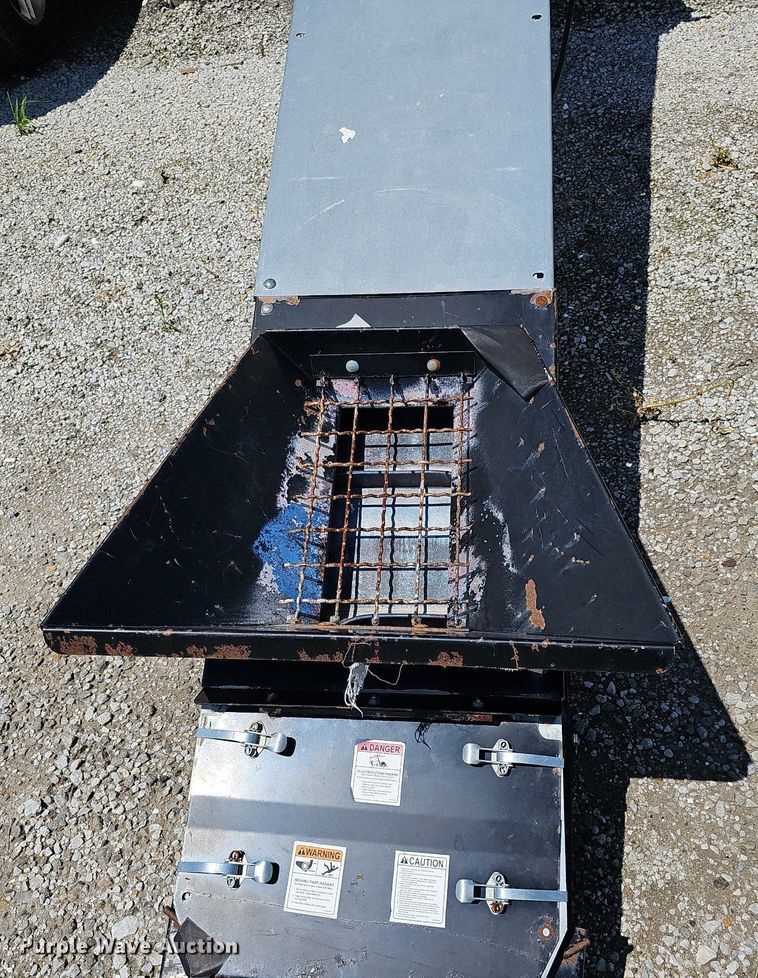 image for item DQ0114 USC LP2000  seed treater