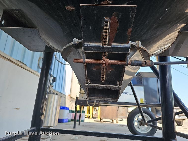 image for item DQ0114 USC LP2000  seed treater