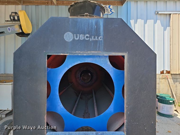 image for item DQ0114 USC LP2000  seed treater