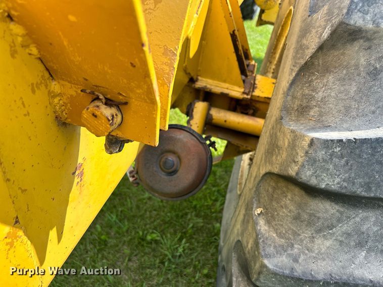 image for item DQ0843 Big A 2700  sprayer