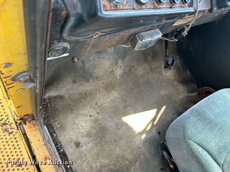 image for item DQ0843 Big A 2700  sprayer