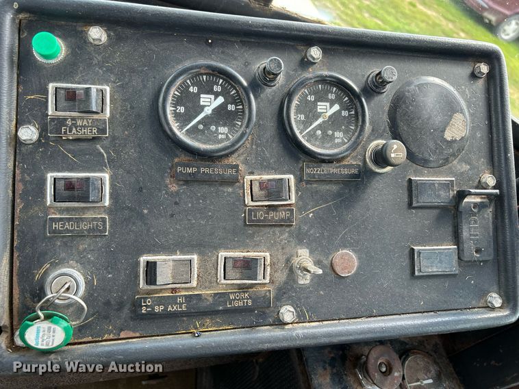 image for item DQ0843 Big A 2700  sprayer