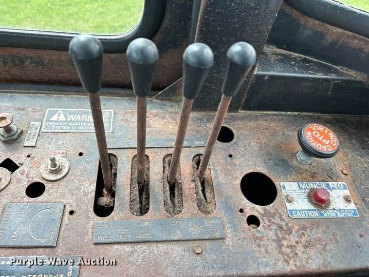 image for item DQ0843 Big A 2700  sprayer