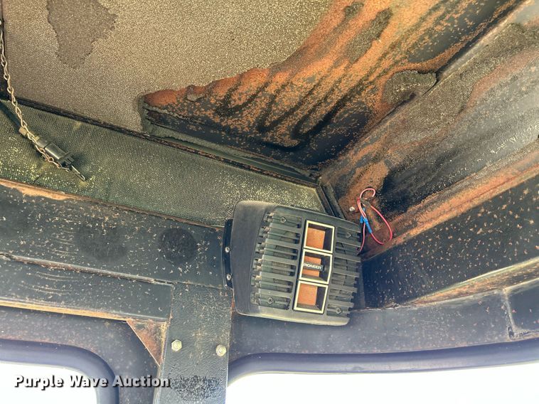 image for item DQ0843 Big A 2700  sprayer