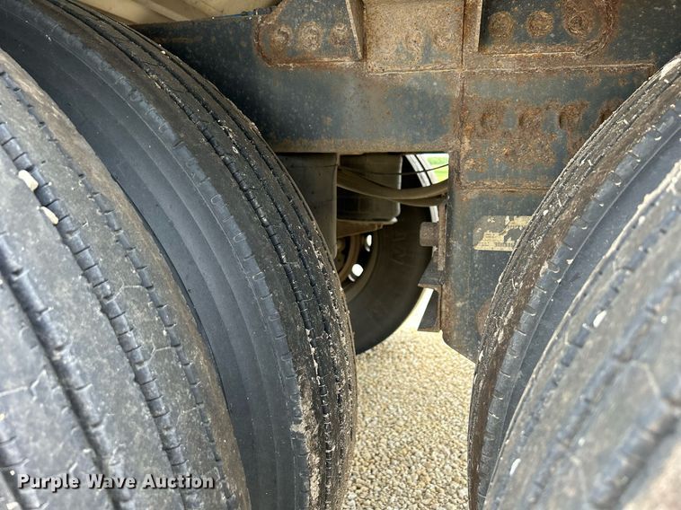 image for item DQ0870 2015 Timpte 4368  grain trailer