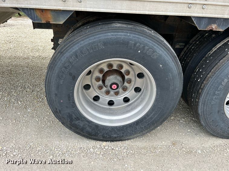 image for item DQ0870 2015 Timpte 4368  grain trailer