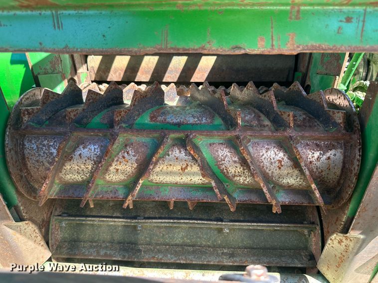 image for item DQ1345 John Deere 5820  forage harvester