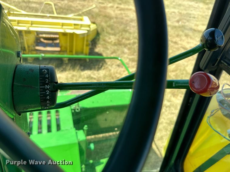 image for item DQ1345 John Deere 5820  forage harvester