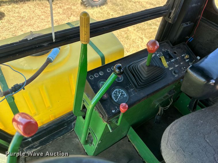 image for item DQ1345 John Deere 5820  forage harvester