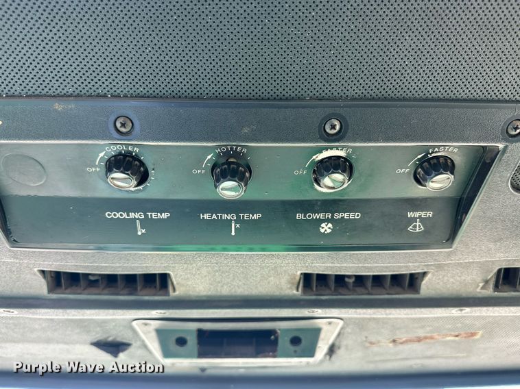 image for item DQ1345 John Deere 5820  forage harvester