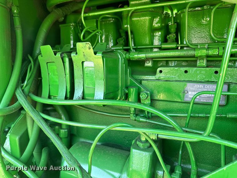 image for item DQ1345 John Deere 5820  forage harvester