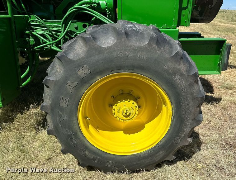 image for item DQ1345 John Deere 5820  forage harvester