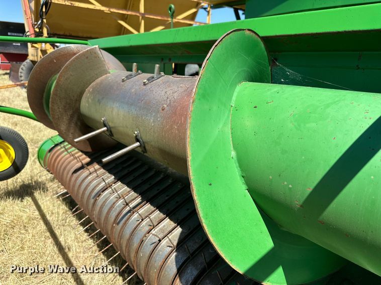image for item DQ1346 John Deere  7' CD pickup head