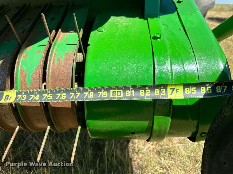 image for item DQ1346 John Deere  7' CD pickup head