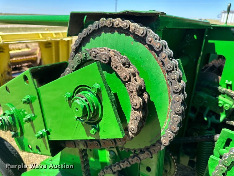 image for item DQ1346 John Deere  7' CD pickup head