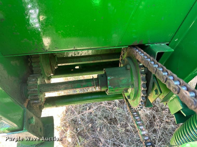 image for item DQ1346 John Deere  7' CD pickup head