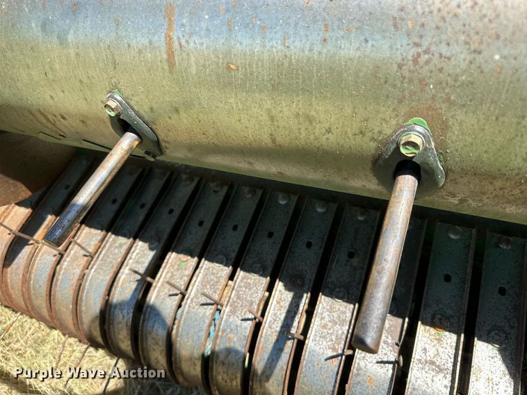 image for item DQ1346 John Deere  7' CD pickup head