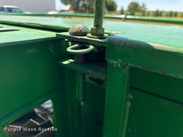 image for item DQ1346 John Deere  7' CD pickup head