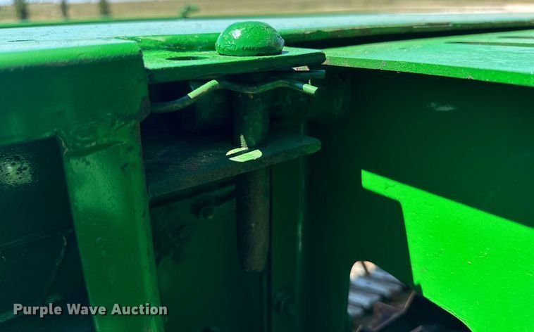 image for item DQ1346 John Deere  7' CD pickup head