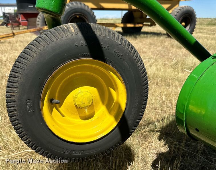 image for item DQ1346 John Deere  7' CD pickup head