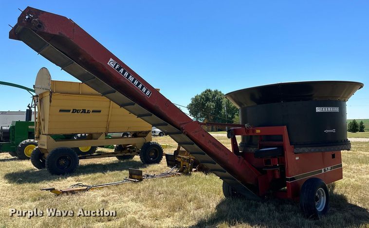 image for item DQ1350 Farm Hand HG3040  bale processor