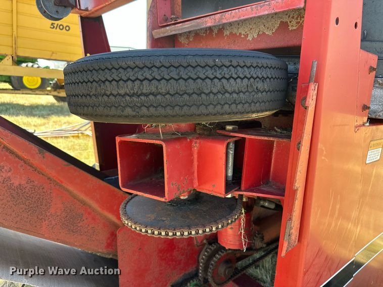 image for item DQ1350 Farm Hand HG3040  bale processor