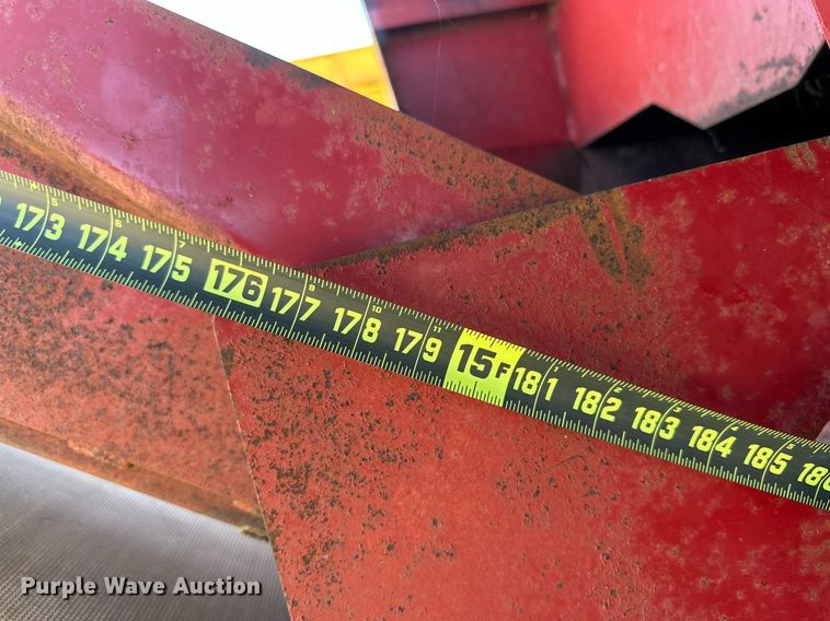 image for item DQ1350 Farm Hand HG3040  bale processor