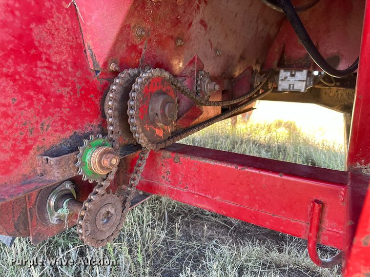 image for item DQ1350 Farm Hand HG3040  bale processor