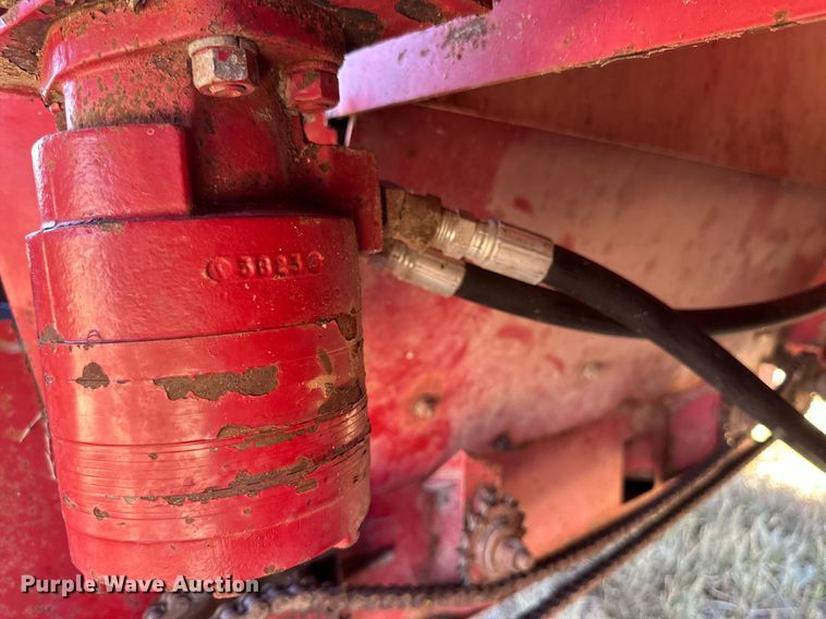 image for item DQ1350 Farm Hand HG3040  bale processor