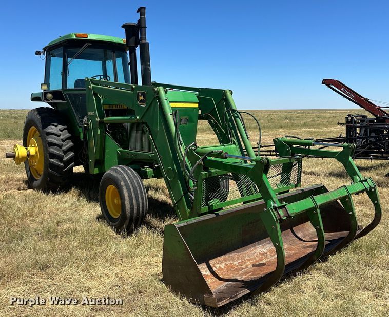 image for item DQ1352 1976 John Deere 4630  tractor