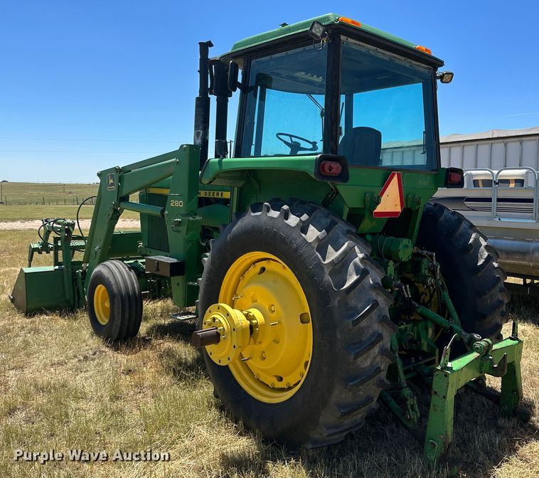 image for item DQ1352 1976 John Deere 4630  tractor