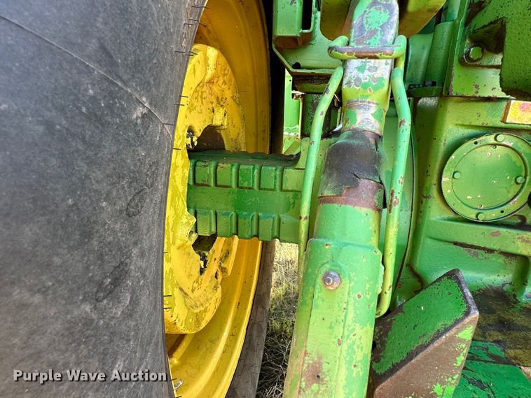 image for item DQ1352 1976 John Deere 4630  tractor