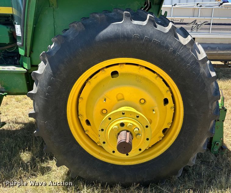 image for item DQ1352 1976 John Deere 4630  tractor