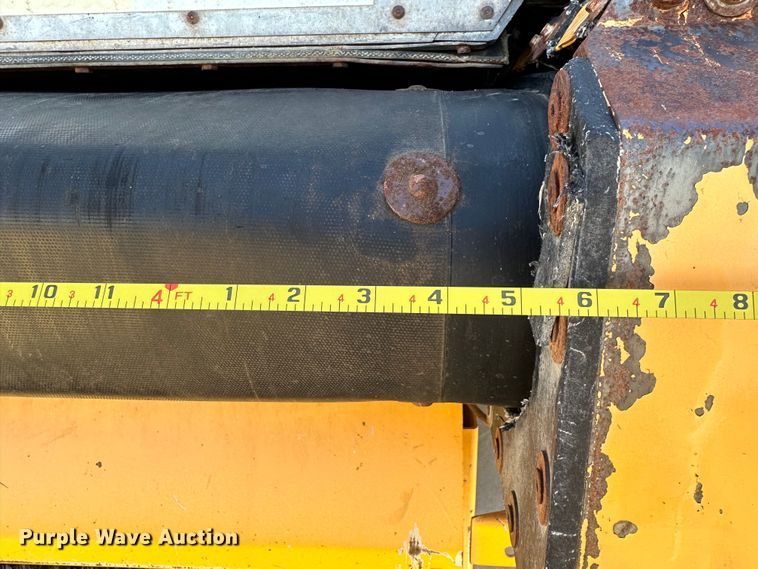 image for item DQ1353 2004 Trail King  live bottom trailer