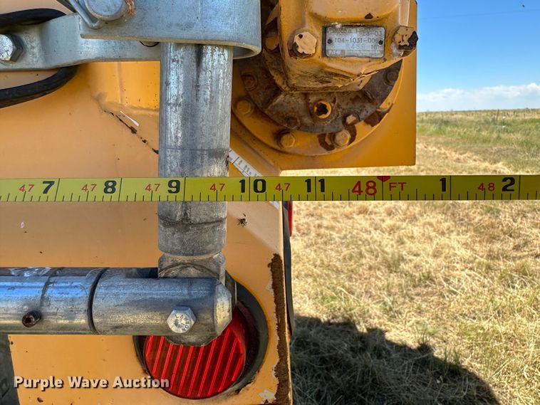 image for item DQ1353 2004 Trail King  live bottom trailer