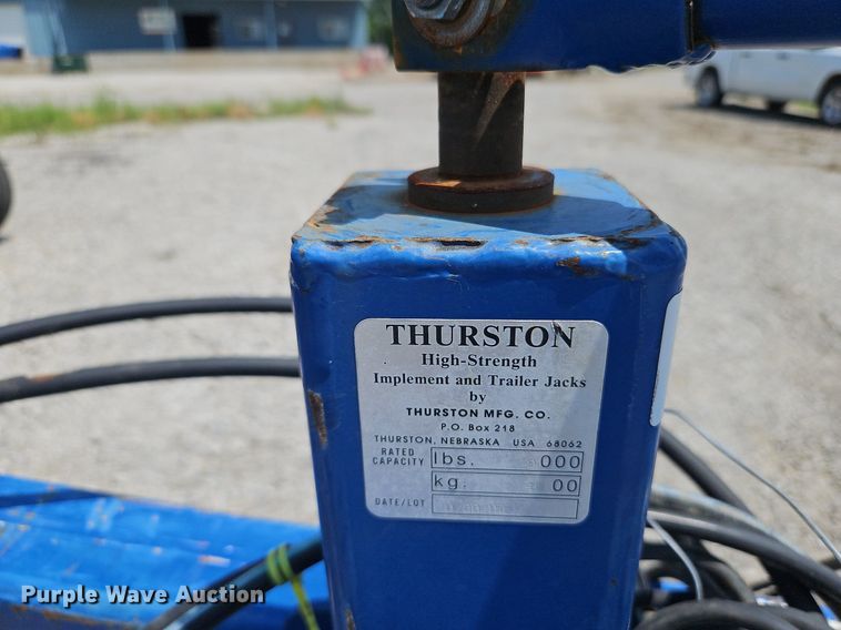 image for item DQ1828 Blu-Jet Land Runner  NH3 applicator