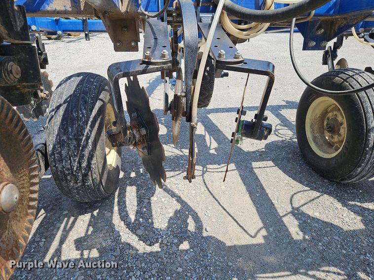 image for item DQ1829 Blu-Jet Land Runner  NH3 applicator