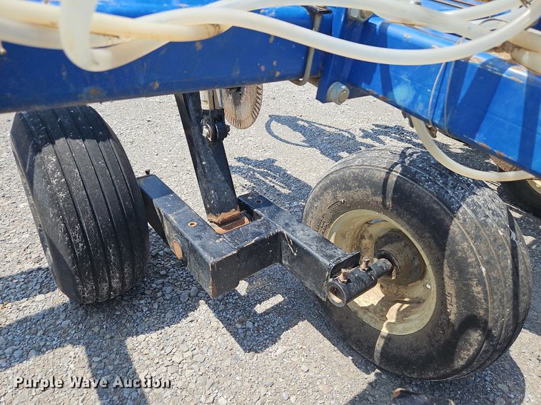 image for item DQ1829 Blu-Jet Land Runner  NH3 applicator