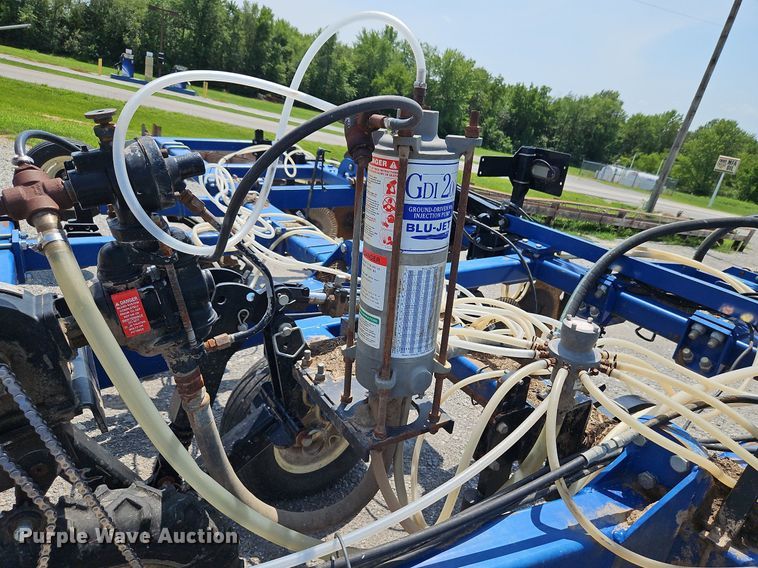 image for item DQ1829 Blu-Jet Land Runner  NH3 applicator