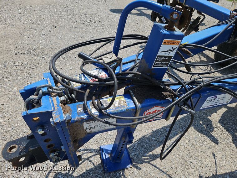 image for item DQ1829 Blu-Jet Land Runner  NH3 applicator