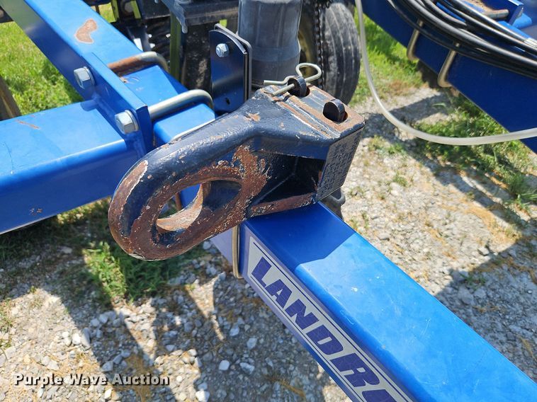 image for item DQ1830 Blu-Jet Land Runner  NH3 applicator