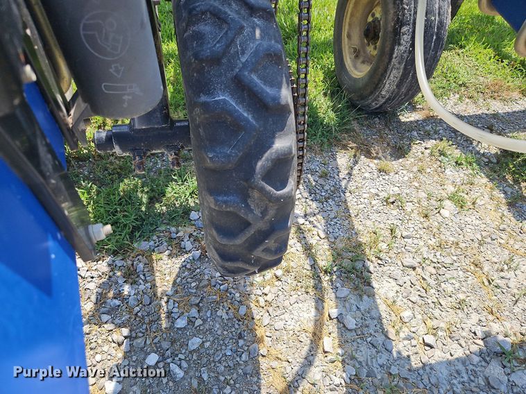 image for item DQ1830 Blu-Jet Land Runner  NH3 applicator