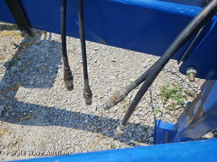 image for item DQ1830 Blu-Jet Land Runner  NH3 applicator