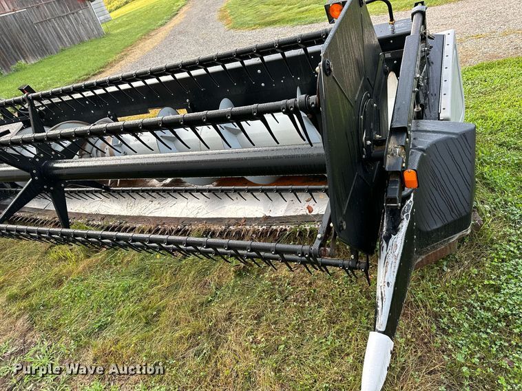 image for item DS2064 Gleaner 800  flex head