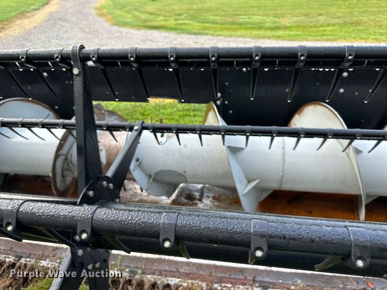 image for item DS2064 Gleaner 800  flex head