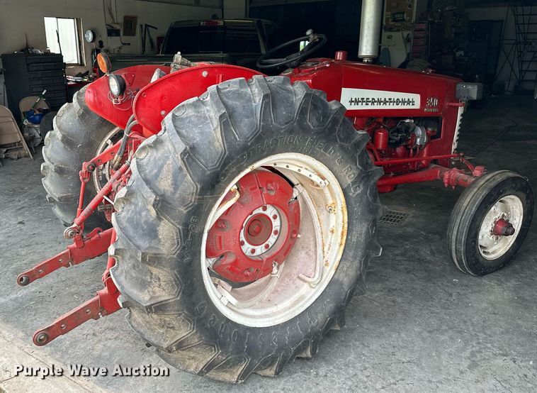 image for item DS2149 1957 International Harvester 350 Utility  tractor